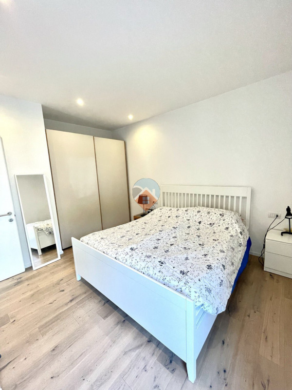 Foto appartamento in vendita a Rovereto (Trento)
