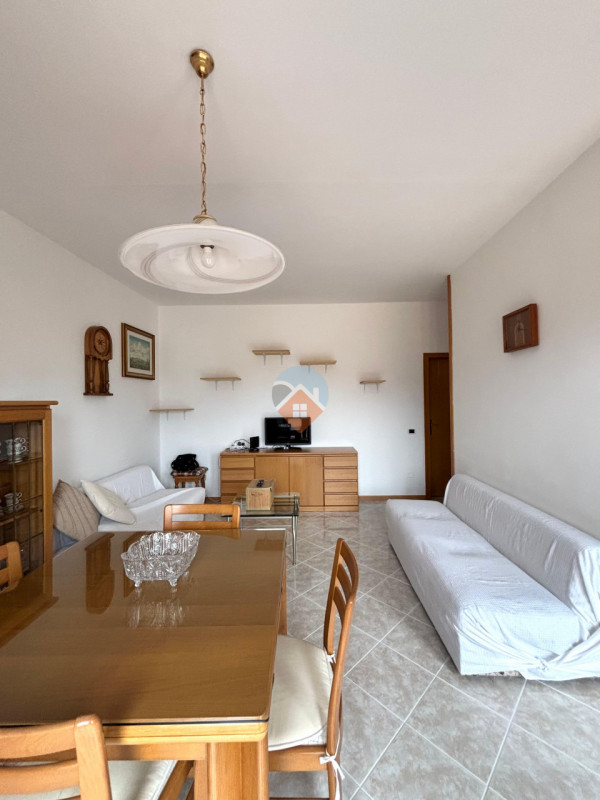 Foto appartamento in vendita a Isera (Trento)