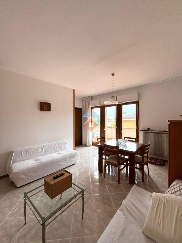 Foto appartamento in vendita a Isera (Trento)