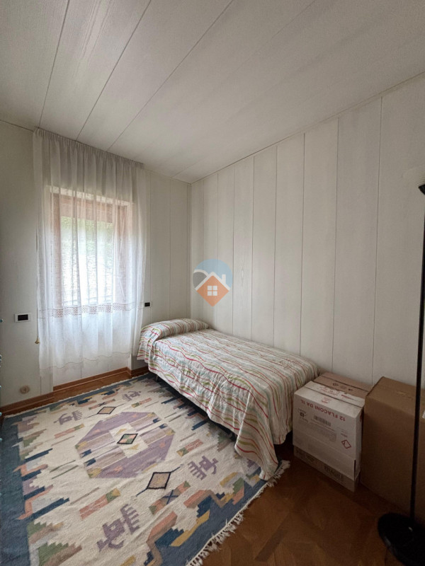 Foto appartamento in vendita a Isera (Trento)