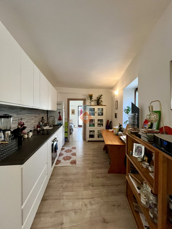 Foto appartamento in vendita a Rovereto (Trento)