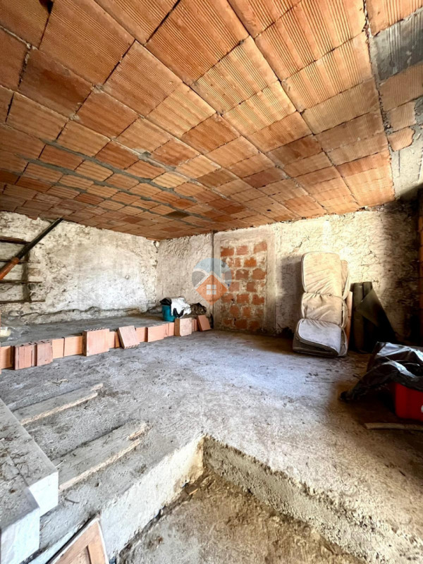 Foto appartamento in vendita a Mori (Trento)