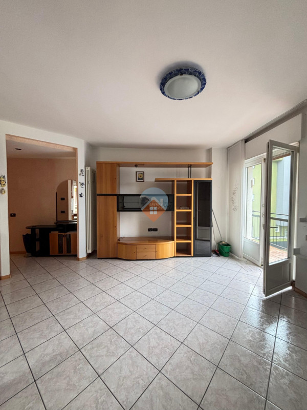 Foto appartamento in vendita a Rovereto (Trento)