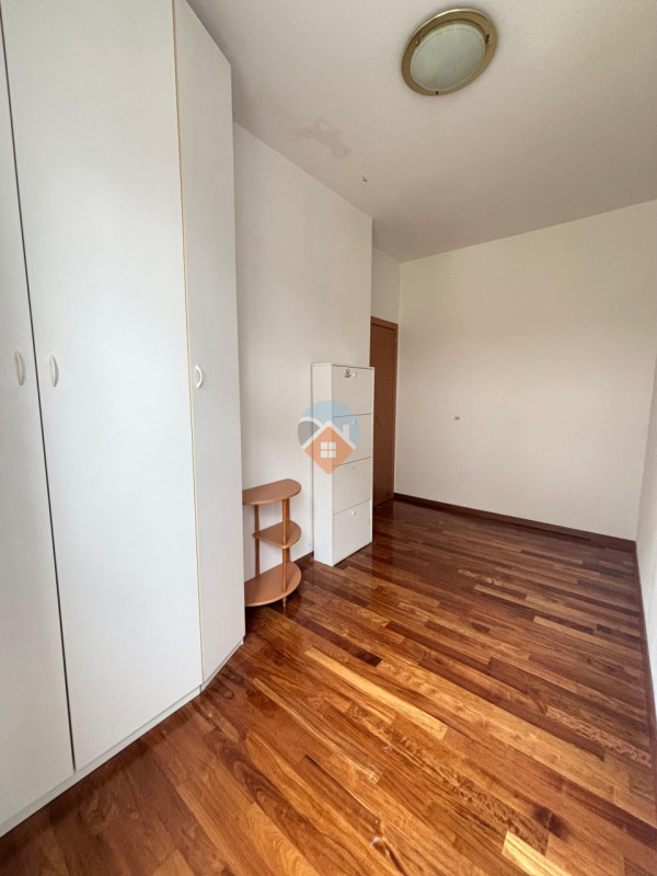 Foto appartamento in vendita a Rovereto (Trento)