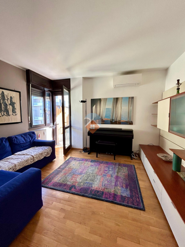 Foto appartamento in vendita a Trento (Trento)