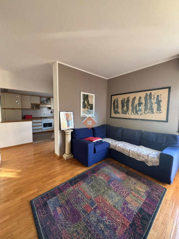 Foto appartamento in vendita a Trento (Trento)