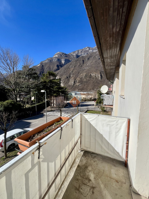 Foto appartamento in vendita a Ala (Trento)