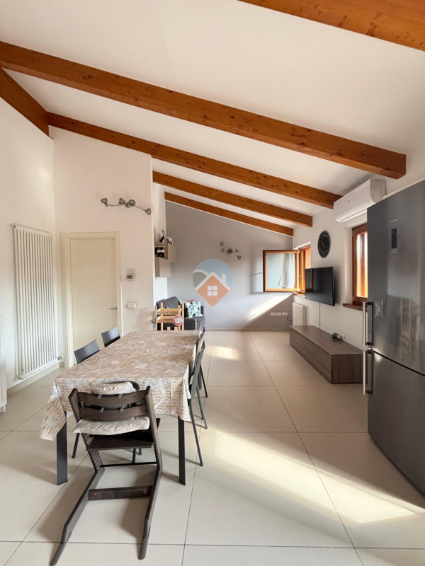 Foto appartamento in vendita a Villa Lagarina (Trento)