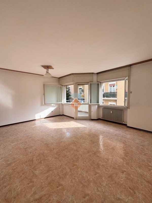 Foto appartamento in vendita a Rovereto (Trento)