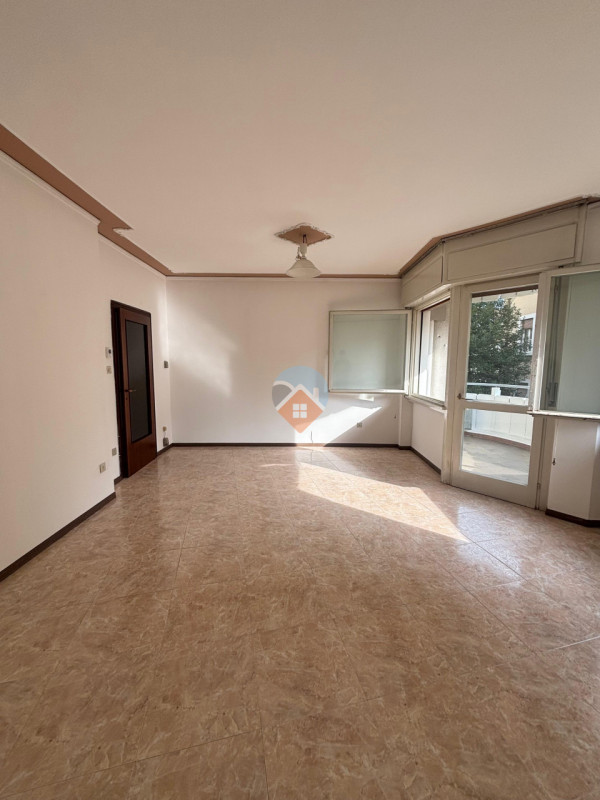 Foto appartamento in vendita a Rovereto (Trento)