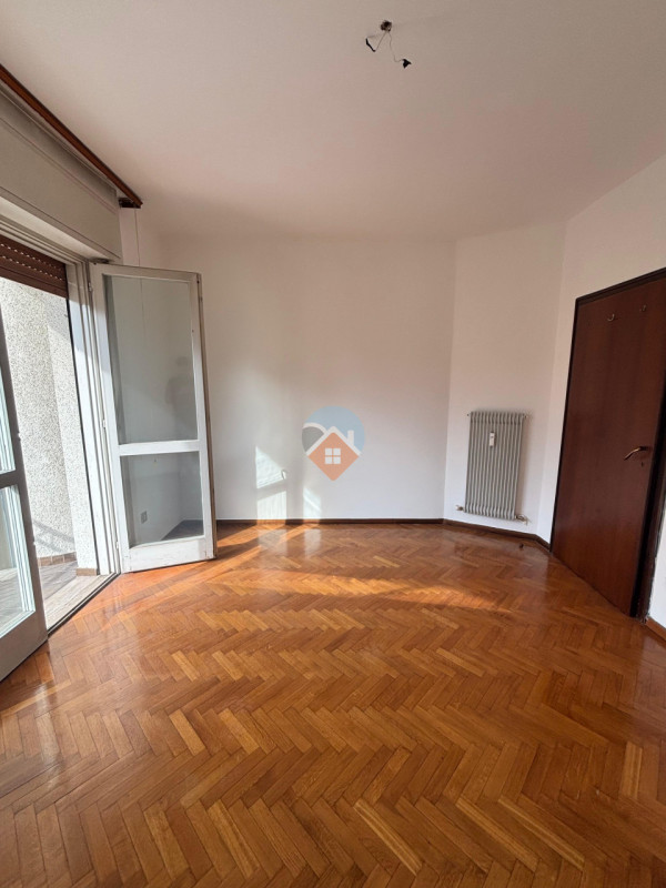 Foto appartamento in vendita a Rovereto (Trento)
