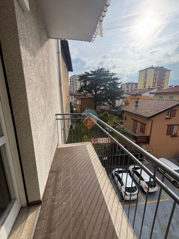 Foto appartamento in vendita a Rovereto (Trento)