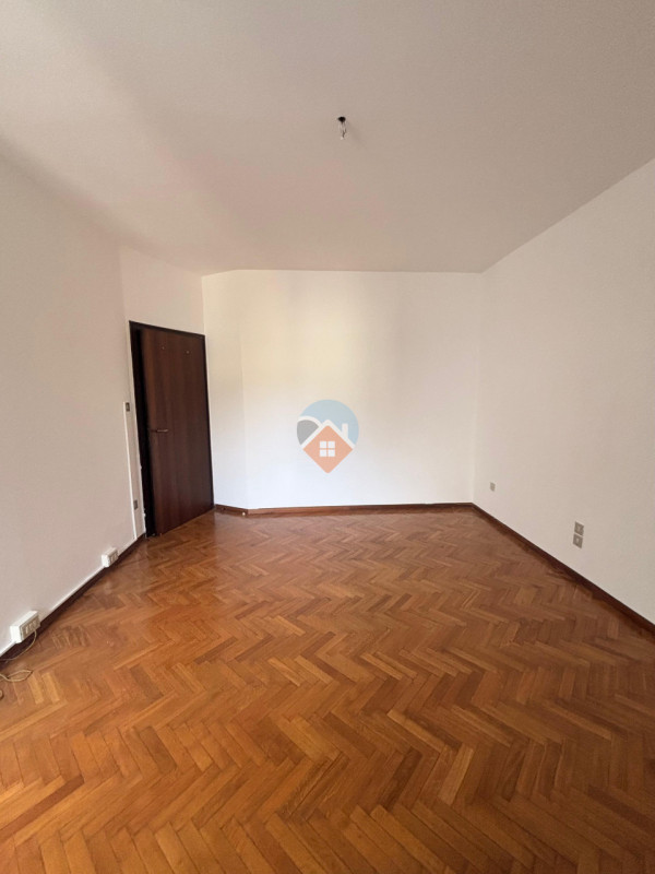 Foto appartamento in vendita a Rovereto (Trento)