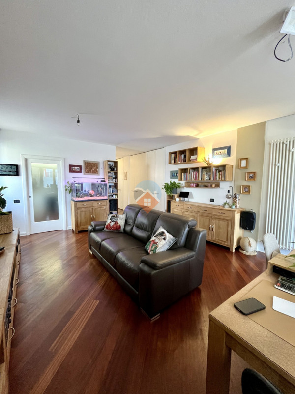 Foto appartamento in vendita a Mori (Trento)