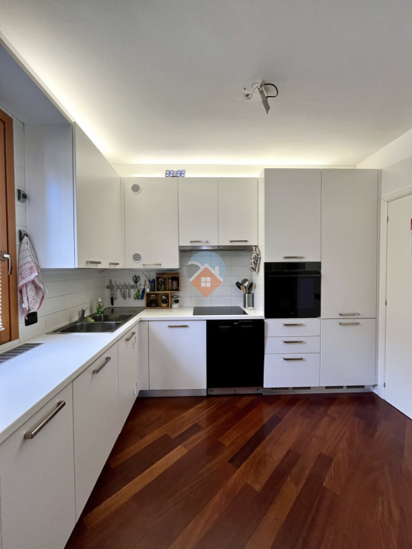 Foto appartamento in vendita a Mori (Trento)