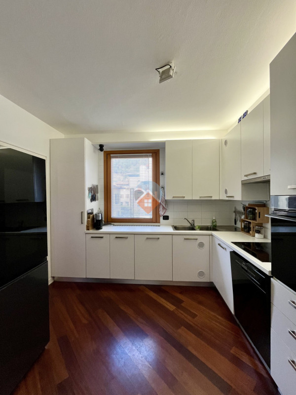 Foto appartamento in vendita a Mori (Trento)