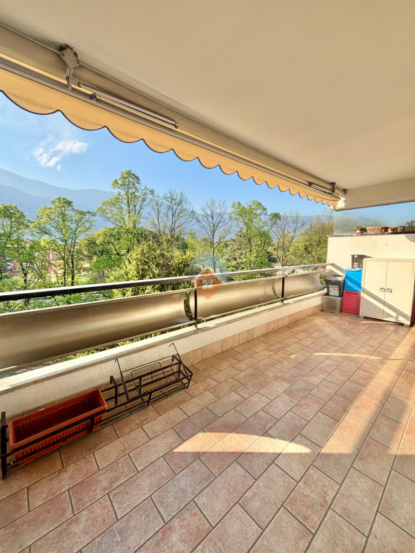 Foto appartamento in vendita a Rovereto (Trento)