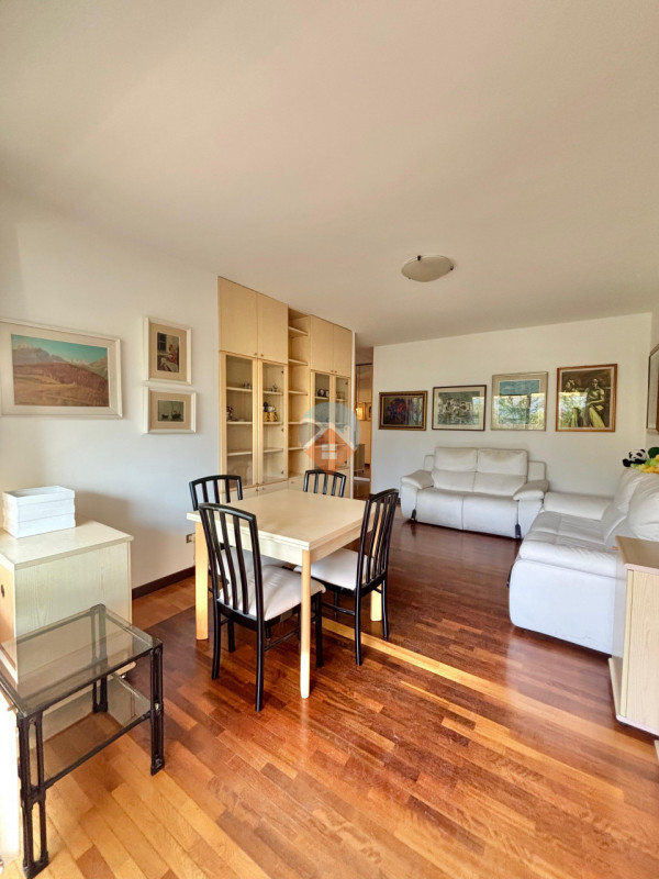 Foto appartamento in vendita a Rovereto (Trento)