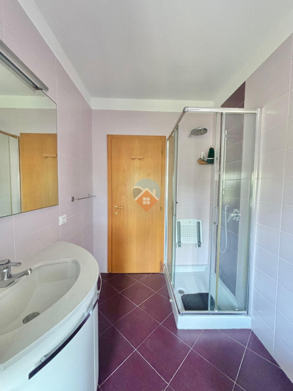 Foto appartamento in vendita a Rovereto (Trento)