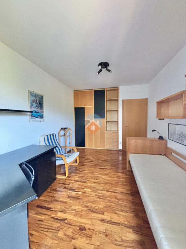 Foto appartamento in vendita a Rovereto (Trento)