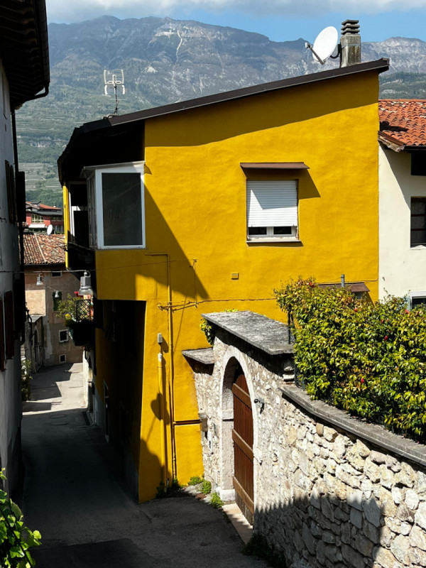 Foto casa indipendente in vendita a Volano (Trento)