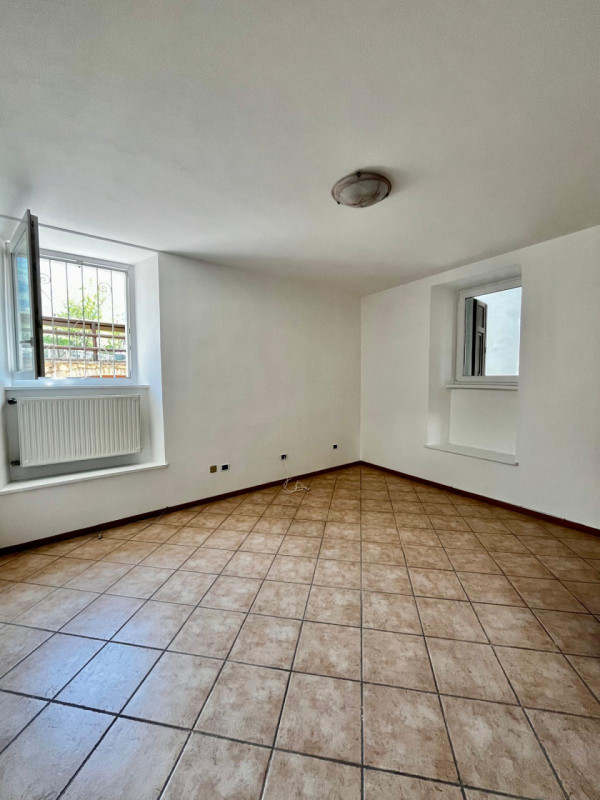 Foto casa indipendente in vendita a Volano (Trento)