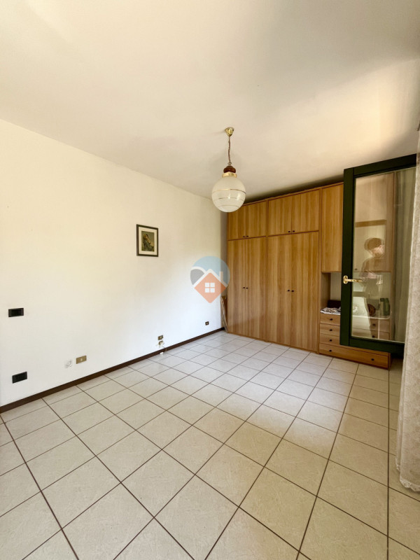 Foto appartamento in vendita a Rovereto (Trento)