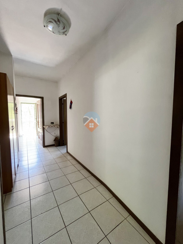 Foto appartamento in vendita a Rovereto (Trento)