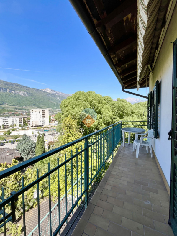 Foto appartamento in vendita a Rovereto (Trento)