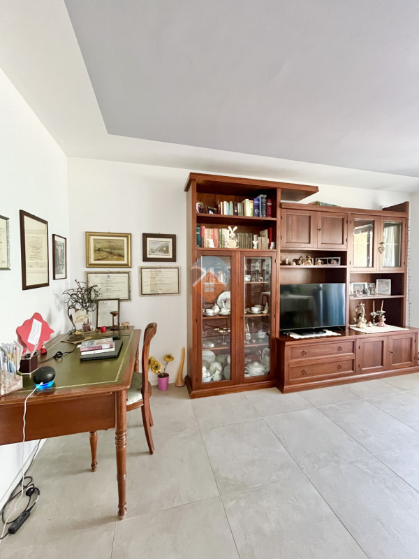 Foto appartamento in vendita a Trento (Trento)