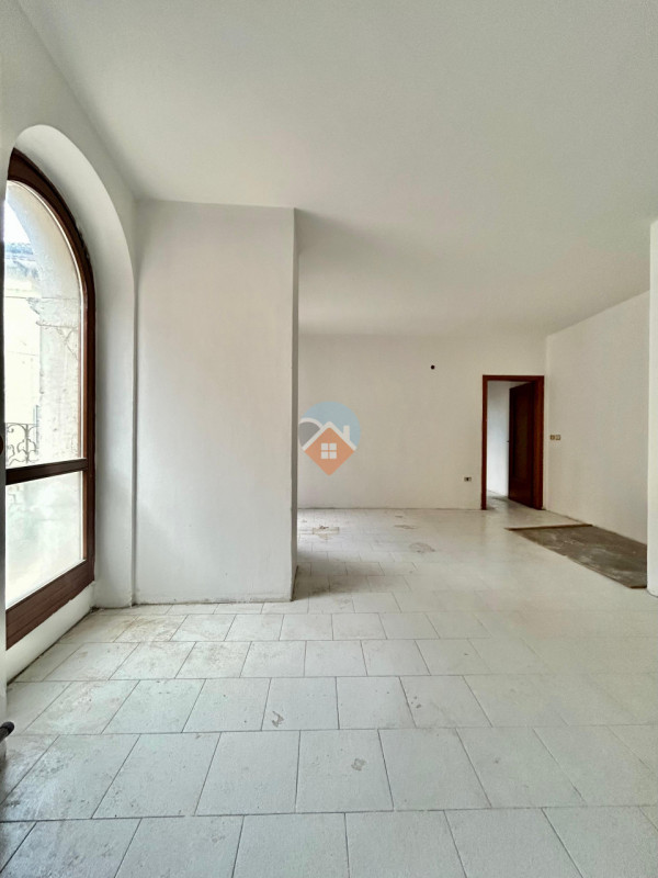 Foto appartamento in vendita a Ala (Trento)
