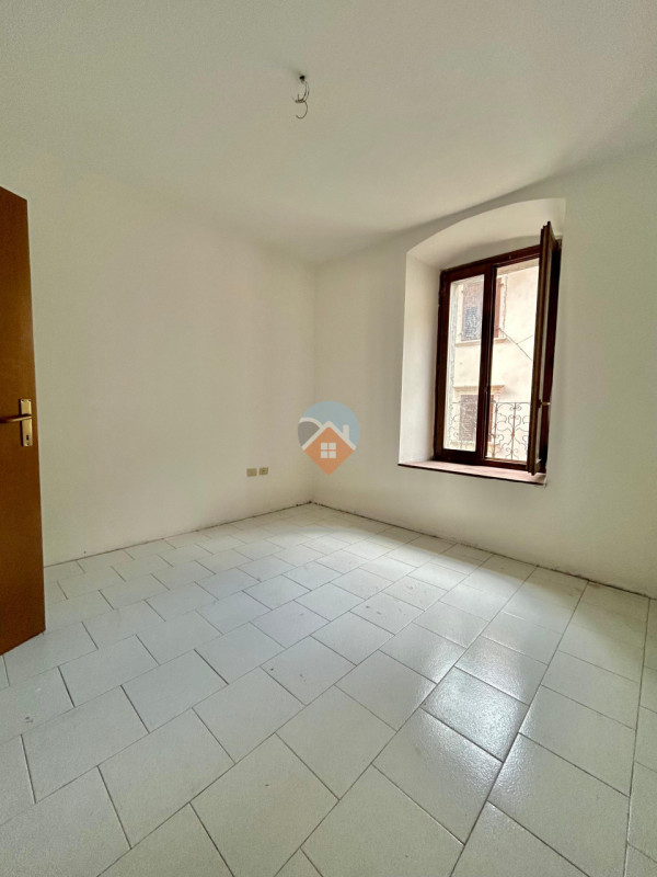 Foto appartamento in vendita a Ala (Trento)