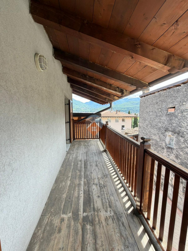 Foto appartamento in vendita a Isera (Trento)