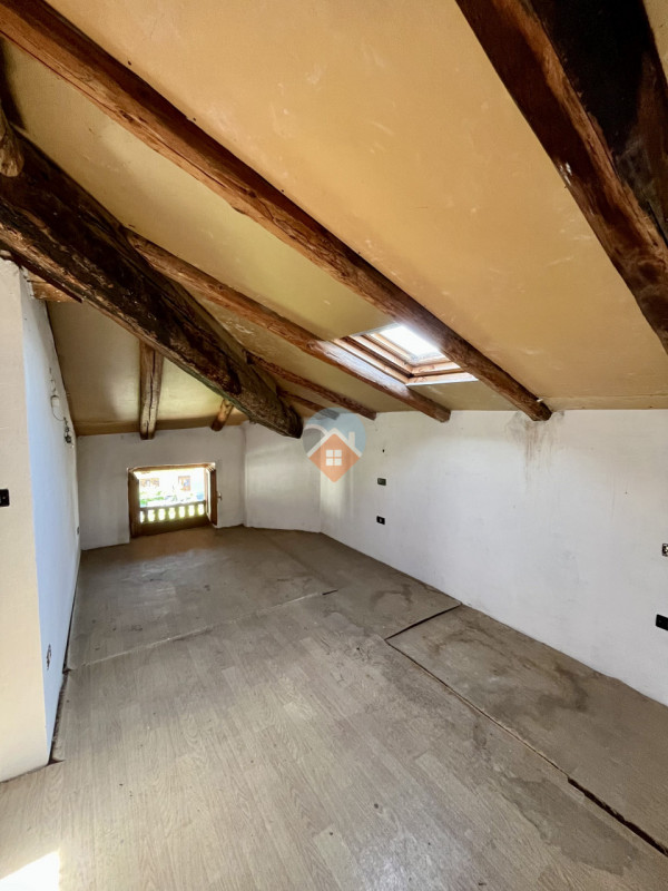 Foto appartamento in vendita a Villa Lagarina (Trento)