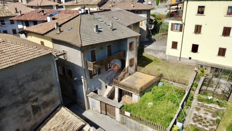 Foto appartamento in vendita a Villa Lagarina (Trento)