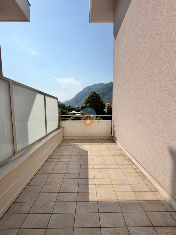 Foto appartamento in vendita a Mori (Trento)