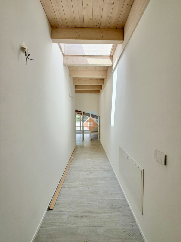 Foto appartamento in vendita a Mori (Trento)