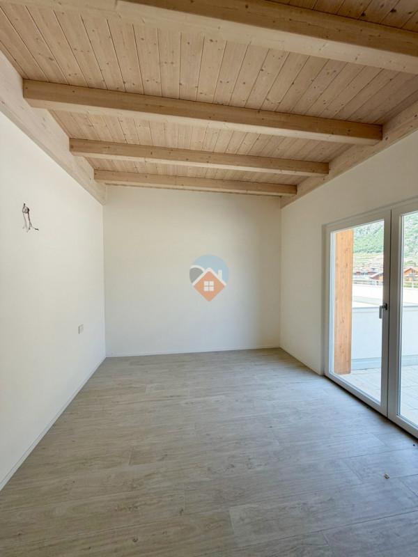 Foto appartamento in vendita a Mori (Trento)