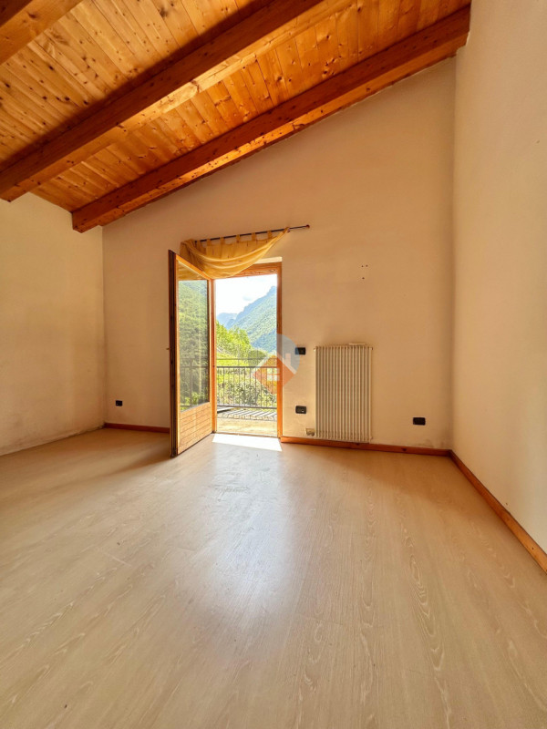 Foto casa indipendente in vendita a Ala (Trento)