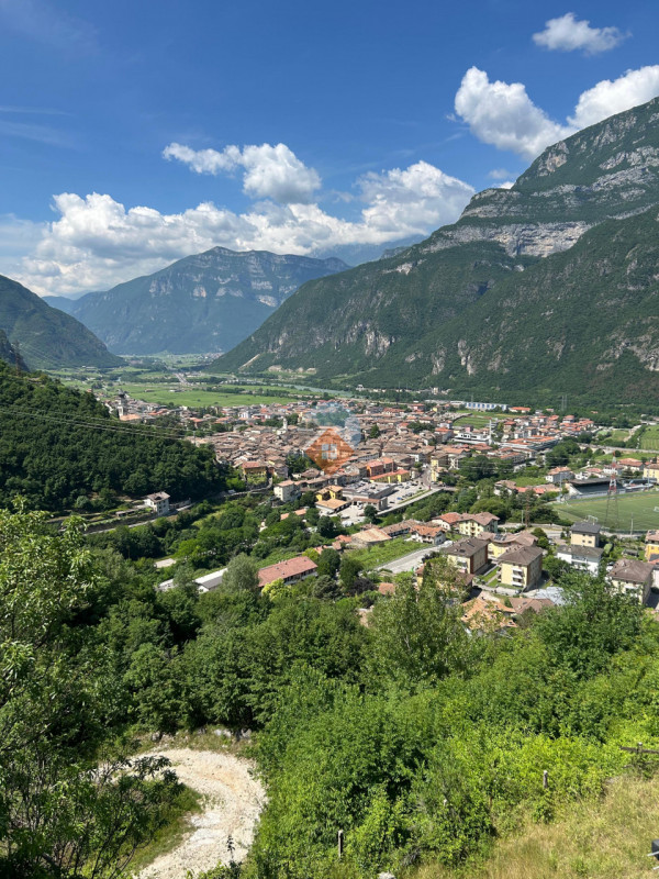 Foto casa indipendente in vendita a Ala (Trento)