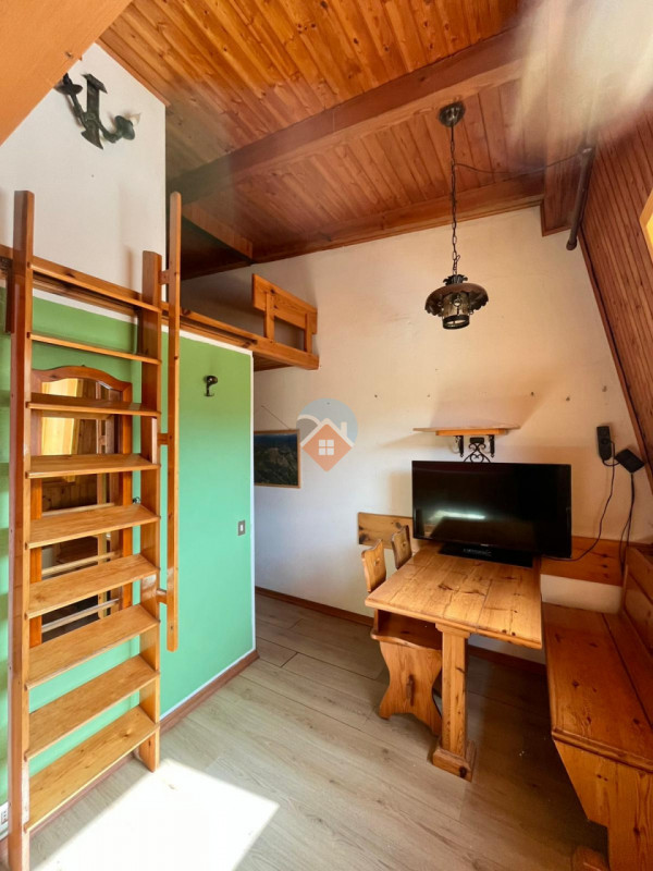 Foto appartamento in vendita a Brentonico (Trento)