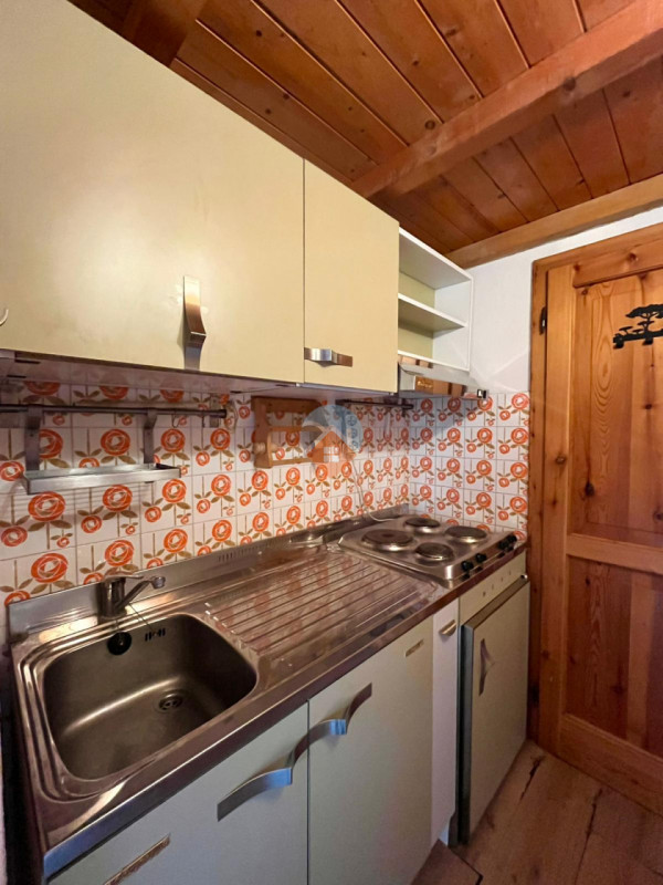 Foto appartamento in vendita a Brentonico (Trento)