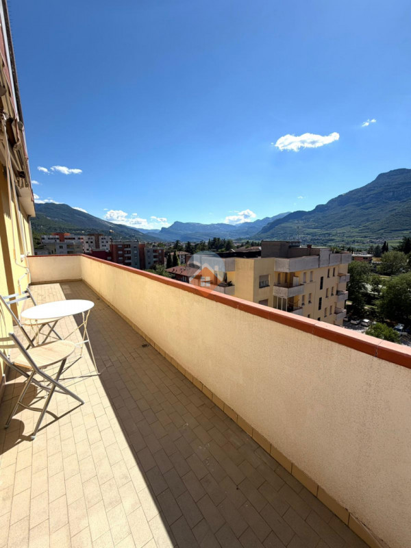 Foto appartamento in vendita a Rovereto (Trento)