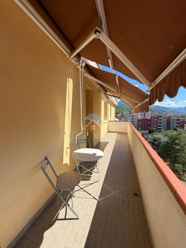 Foto appartamento in vendita a Rovereto (Trento)