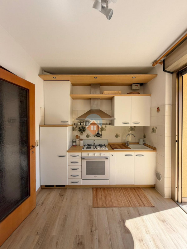 Foto appartamento in vendita a Rovereto (Trento)