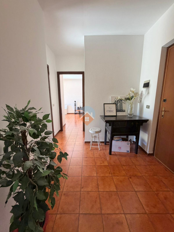 Foto appartamento in vendita a Rovereto (Trento)