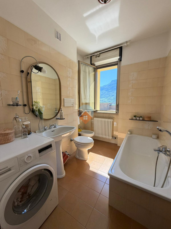 Foto appartamento in vendita a Rovereto (Trento)