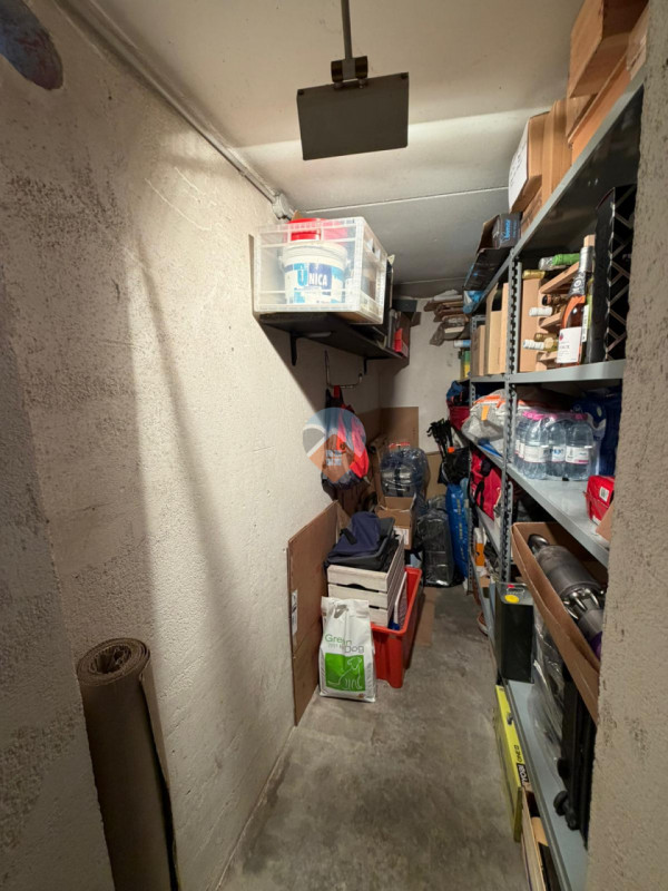 Foto appartamento in vendita a Tione di Trento (Trento)