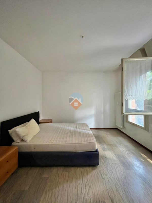 Foto appartamento in vendita a Rovereto (Trento)