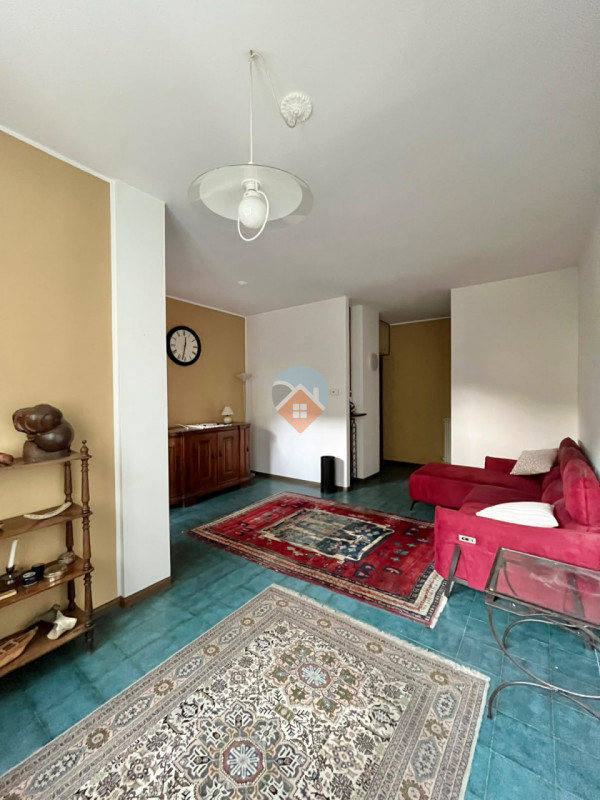 Foto appartamento in vendita a Rovereto (Trento)